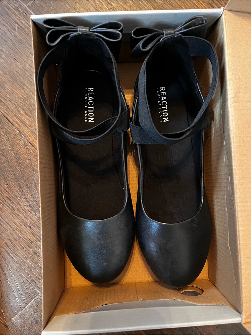 Kenneth Cole Reaction Women's Black Mary Jane Flats with Bow Ankle Strap